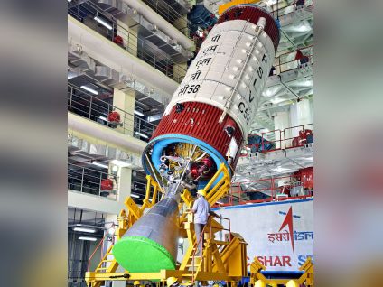 ISRO's 'Happy New Year' with Exposat launch; Astronomical secrets of the black hole will be revealed | ‘एक्स्पोसॅट’च्या प्रक्षेपणाने इस्रोचे ‘हॅपी न्यू इयर’; कृष्णविवराची खगोलीय रहस्ये उलगडणार