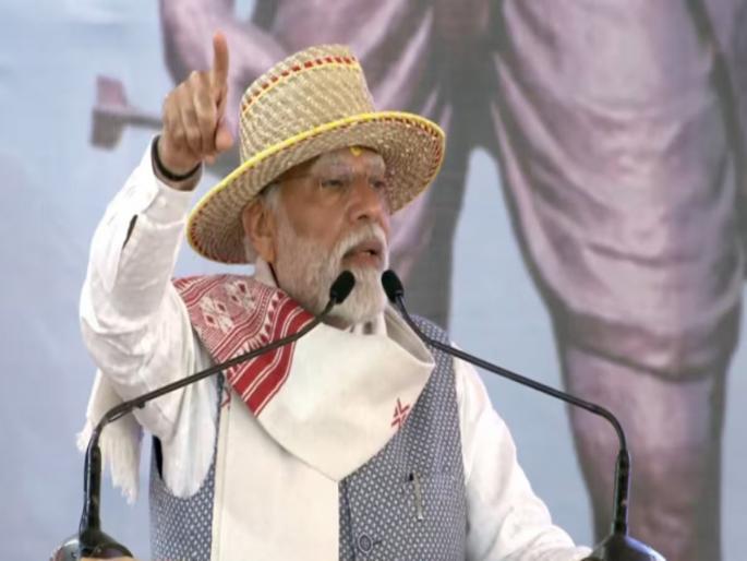 BJP played a big card before the polls in Madhya Pradesh and Chhattisgarh, Narendra Modi announced PM Janman scheme who will benefit | MP, छत्तीसगडमधील मतदानापूर्वी भाजपनं खेळलं मोठं कार्ड, केली 'PM जनमन'ची घोषणा, कुणाला होणार लाभ? BJP played a big card before the polls in Madhya Pradesh and Chhattisgarh, Narendra Modi announced PM Janman scheme who will benefit | MP, छत्तीसगडमधील मतदानापूर्वी भाजपनं खेळलं मोठं कार्ड, केली 'PM जनमन'ची घोषणा, कुणाला होणार लाभ?