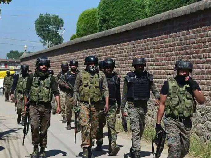 Another target killing in 10 hours jammu kashmir terror attack on non kashmiri laboures of brick kiln in chadoora budgam  | Jammu-Kashmir : 10 तासांत दुसरी टार्गेट किलिंग! बडगाममध्ये स्थलांतरित मजुरांवर दहशतवाद्यांचा हल्ला; एकाचा मृत्यू Another target killing in 10 hours jammu kashmir terror attack on non kashmiri laboures of brick kiln in chadoora budgam  | Jammu-Kashmir : 10 तासांत दुसरी टार्गेट किलिंग! बडगाममध्ये स्थलांतरित मजुरांवर दहशतवाद्यांचा हल्ला; एकाचा मृत्यू