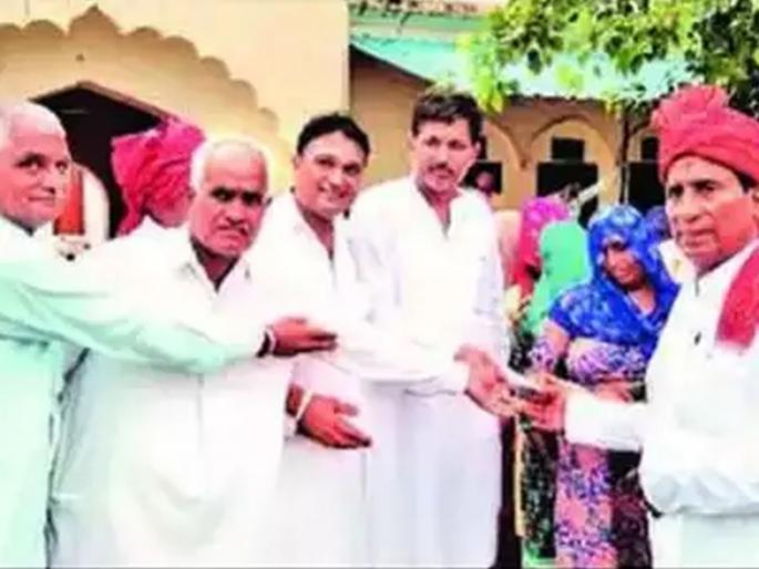 Haryana Panchayat Will Award Women Of Village Who Take Good Care Of In Laws | सासू-सासऱ्यांचा सांभाळ करणाऱ्या सुनेला मिळणार बक्षीस; 'या' ग्रामपंचायतीचा अनोखा उपक्रम Haryana Panchayat Will Award Women Of Village Who Take Good Care Of In Laws | सासू-सासऱ्यांचा सांभाळ करणाऱ्या सुनेला मिळणार बक्षीस; 'या' ग्रामपंचायतीचा अनोखा उपक्रम