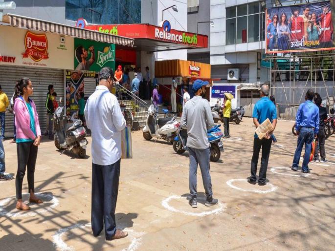 Coronavirus: For the next 2 years you have to follow social distance pnm | Coronavirus: काय सांगता! पुढील २ वर्ष तुम्हाला सोशल डिस्टेंसिंगचं पालन करावंच लागेल, कारण...