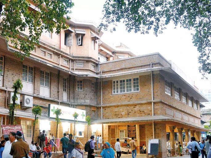 Coronavirus: Does anyone take responsibility ?; Employees of KEM under stress | Coronavirus: कुणी जबाबदारी घेतं का?; केईएमचे कर्मचारी मानसिक तणावात Coronavirus: Does anyone take responsibility ?; Employees of KEM under stress | Coronavirus: कुणी जबाबदारी घेतं का?; केईएमचे कर्मचारी मानसिक तणावात