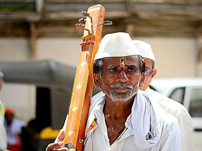 Ashadi Ekadashi: Wari is a different kind of happiness; I am eager to visit Mauli, but ... | Ashadi Ekadashi: वारी म्हणजे वेगळा आनंद असतो; माऊलीच्या भेटीसाठी मन आतुर, पण...