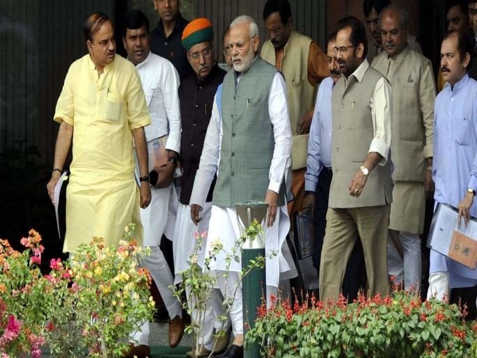 Coronavirus: Congress Leader Sachin Sawant Target Central Government & BJP pnm | Coronavirus: ‘केंद्र सरकारच्या बेफिकीर कारभारामुळे महाराष्ट्राच्या अडचणीत वाढ; लोकांच्या जीवाला धोका’ Coronavirus: Congress Leader Sachin Sawant Target Central Government & BJP pnm | Coronavirus: ‘केंद्र सरकारच्या बेफिकीर कारभारामुळे महाराष्ट्राच्या अडचणीत वाढ; लोकांच्या जीवाला धोका’