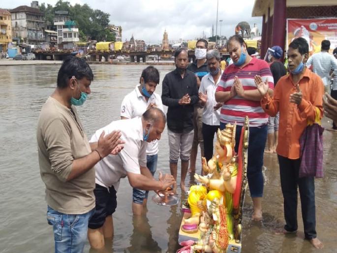 Nashik residents donate two and a half thousand idols to Corporation | नाशिककरांनी अडीच हजार मूर्ती मनपाकडे केल्या दान; पर्यावरणपूरक गणेशोत्सवाला प्रतिसाद  Nashik residents donate two and a half thousand idols to Corporation | नाशिककरांनी अडीच हजार मूर्ती मनपाकडे केल्या दान; पर्यावरणपूरक गणेशोत्सवाला प्रतिसाद
