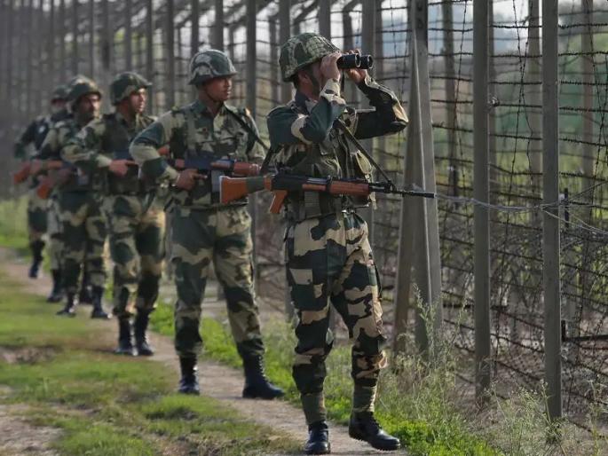 Lockdown News: DGP Claims More Than 300 Terrorists Are Waiting Across The Loc pnm | Lockdown: पीओकेमधून ३०० दहशतवादी भारतात घुसण्याच्या तयारीत; सुरक्षा जवान अलर्ट Lockdown News: DGP Claims More Than 300 Terrorists Are Waiting Across The Loc pnm | Lockdown: पीओकेमधून ३०० दहशतवादी भारतात घुसण्याच्या तयारीत; सुरक्षा जवान अलर्ट
