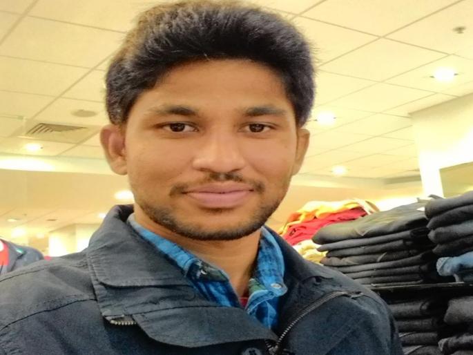 zomato jugaad hyderabad man orders food and hitches a ride home with delivery boy | फुकटात घरी जाण्यासाठी 'या' मुलाने असा केला जुगाड, पैसेही वाचले अन् भूकही मिटली zomato jugaad hyderabad man orders food and hitches a ride home with delivery boy | फुकटात घरी जाण्यासाठी 'या' मुलाने असा केला जुगाड, पैसेही वाचले अन् भूकही मिटली