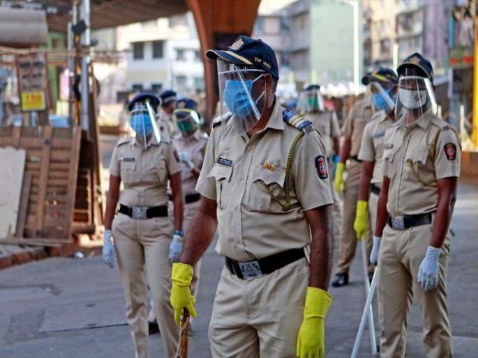 Coronavirus: Homeguard service suspended due to lack of salary; The pressure on the police increased | Coronavirus: पगारासाठी पैसे नसल्यानं होमगार्डची सेवा स्थगित; पोलिसांवरचा ताण वाढला Coronavirus: Homeguard service suspended due to lack of salary; The pressure on the police increased | Coronavirus: पगारासाठी पैसे नसल्यानं होमगार्डची सेवा स्थगित; पोलिसांवरचा ताण वाढला