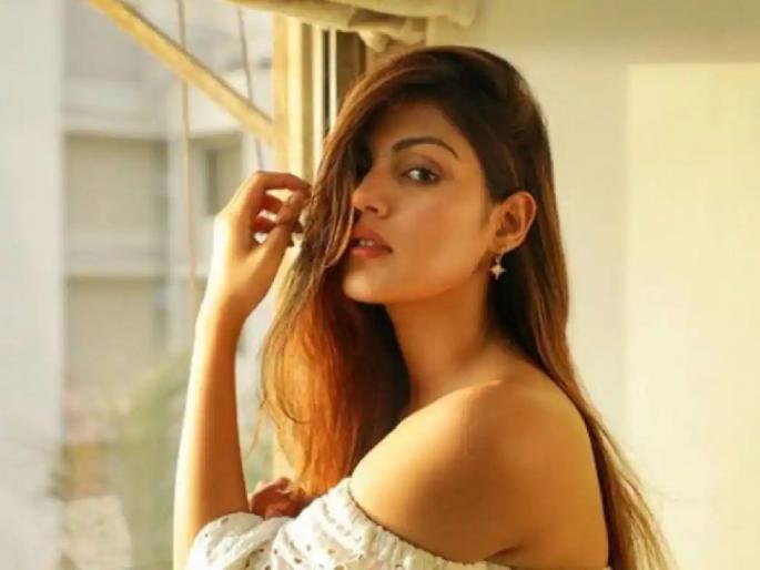 Sushant Singh Rajput Death: CBI to take action against Riya today | सीबीआय आज घेणार रियाची झाडाझडती; शोविक, नीरजसह पाच जणांची चौकशी Sushant Singh Rajput Death: CBI to take action against Riya today | सीबीआय आज घेणार रियाची झाडाझडती; शोविक, नीरजसह पाच जणांची चौकशी