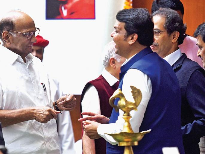 Rajya Sabha election unopposed ?; The possibility of Khadse name for BJP's third seat | राज्यसभेची निवडणूक बिनविरोध होणार?; भाजपाच्या तिसऱ्या जागेसाठी खडसेंच्या नावाची शक्यता Rajya Sabha election unopposed ?; The possibility of Khadse name for BJP's third seat | राज्यसभेची निवडणूक बिनविरोध होणार?; भाजपाच्या तिसऱ्या जागेसाठी खडसेंच्या नावाची शक्यता