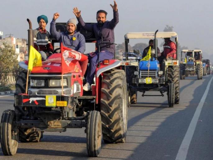 Circulation on the one hand and rallies on the other; New issue of the movement on January 26 | एकीकडे संचलन दुसरीकडे रॅली; शेतकरी आंदोलनाचा नवा अंक २६ जानेवारीला Circulation on the one hand and rallies on the other; New issue of the movement on January 26 | एकीकडे संचलन दुसरीकडे रॅली; शेतकरी आंदोलनाचा नवा अंक २६ जानेवारीला
