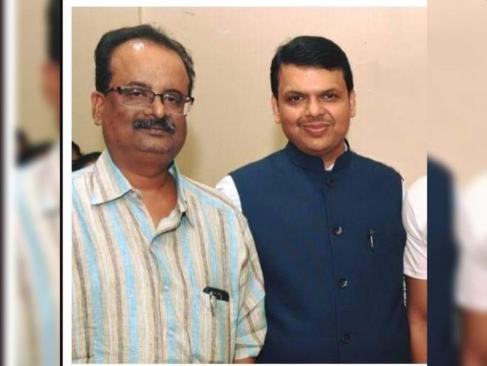 BJP Devendra Fadnavis' cousin Abhijeet Fadnavis dies of heart attack in Nagpur | देवेंद्र फडणवीसांच्या चुलत भावाचं हृदयविकाराच्या झटक्यानं निधन; कुटुंबावर कोसळला दु:खाचा डोंगर BJP Devendra Fadnavis' cousin Abhijeet Fadnavis dies of heart attack in Nagpur | देवेंद्र फडणवीसांच्या चुलत भावाचं हृदयविकाराच्या झटक्यानं निधन; कुटुंबावर कोसळला दु:खाचा डोंगर