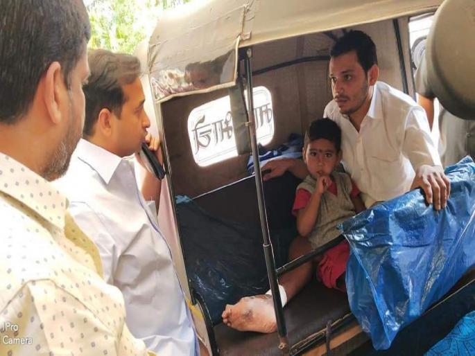 MLA Nitesh Rane kept his word; Sachin Sawant got a new lease of life | ...अन् आमदार नितेश राणेंनी शब्द पाळला; सचिन सावंतला मिळाला जगण्याचा नवा आधार MLA Nitesh Rane kept his word; Sachin Sawant got a new lease of life | ...अन् आमदार नितेश राणेंनी शब्द पाळला; सचिन सावंतला मिळाला जगण्याचा नवा आधार