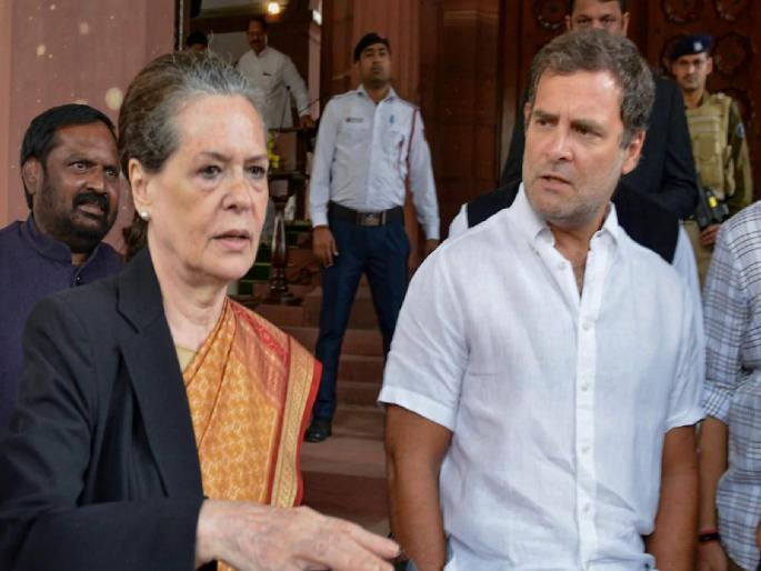 here should be a change of leadership in the Congress; Letters of prominent leaders to Sonia Gandhi | गल्ली ते दिल्लीपर्यंत काँग्रेसमध्ये नेतृत्वबदल हवा; प्रमुख नेत्यांचे सोनिया गांधी यांना पत्र here should be a change of leadership in the Congress; Letters of prominent leaders to Sonia Gandhi | गल्ली ते दिल्लीपर्यंत काँग्रेसमध्ये नेतृत्वबदल हवा; प्रमुख नेत्यांचे सोनिया गांधी यांना पत्र