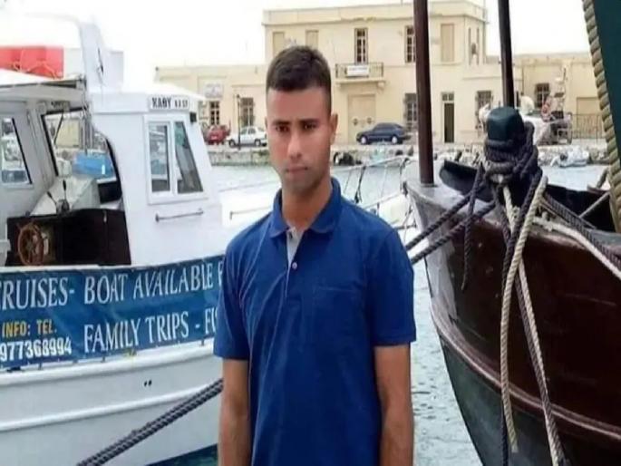 Shocking! Kidnapped and burned alive of Indian navy sailor; Death occurred during treatment | धक्कादायक! २७ वर्षीय नौदल जवानाचं अपहरण करून जिवंत जाळलं; उपचारादरम्यान झाला मृत्यू Shocking! Kidnapped and burned alive of Indian navy sailor; Death occurred during treatment | धक्कादायक! २७ वर्षीय नौदल जवानाचं अपहरण करून जिवंत जाळलं; उपचारादरम्यान झाला मृत्यू