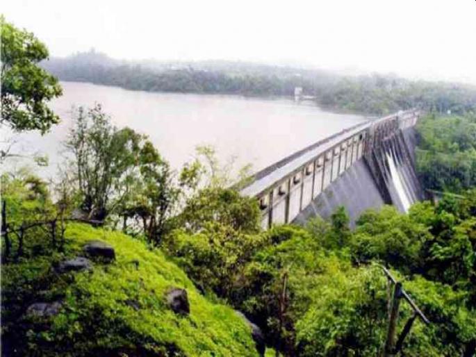 Use water sparingly; The remaining 8% water for Mumbaikars | जलसाठा आटतोय, पाणी जपून वापरा; मुंबईकरांसाठी उरले ८ टक्के पाणी Use water sparingly; The remaining 8% water for Mumbaikars | जलसाठा आटतोय, पाणी जपून वापरा; मुंबईकरांसाठी उरले ८ टक्के पाणी