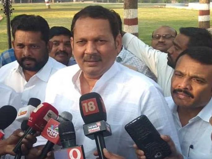 CM Devendra Fadanvis made Satara's true development Says Udayanraje Bhosale | 'राष्ट्रवादीत नुसती आडवा-आडवी अन् जिरवा-जिरवी; साताऱ्याचा खरा विकास मुख्यमंत्र्यांनीच केला' CM Devendra Fadanvis made Satara's true development Says Udayanraje Bhosale | 'राष्ट्रवादीत नुसती आडवा-आडवी अन् जिरवा-जिरवी; साताऱ्याचा खरा विकास मुख्यमंत्र्यांनीच केला'