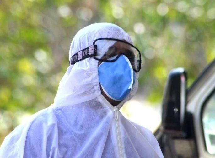 Coronavirus: The number of young corona patients is increasing in the state; Findings from the report | Coronavirus: राज्यात तरुण कोरोना रुग्णांचे प्रमाण वाढतेय; अहवालातील निष्कर्ष Coronavirus: The number of young corona patients is increasing in the state; Findings from the report | Coronavirus: राज्यात तरुण कोरोना रुग्णांचे प्रमाण वाढतेय; अहवालातील निष्कर्ष