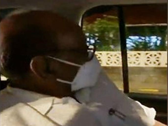 first time saw so much water in front of the Mantralay; Sharad Pawar was shocked | Video: आयुष्यात पहिल्यांदाच मंत्रालयासमोर एवढे पाणी पाहतोय; शरद पवार झाले चकित first time saw so much water in front of the Mantralay; Sharad Pawar was shocked | Video: आयुष्यात पहिल्यांदाच मंत्रालयासमोर एवढे पाणी पाहतोय; शरद पवार झाले चकित