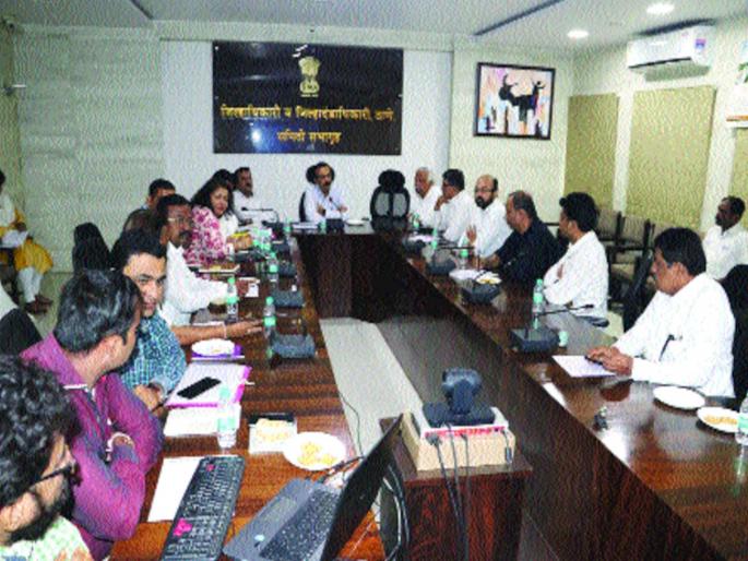 Amalgamation of voting machines in front of parties, representatives of political parties present | पक्षांसमक्ष मतदानयंत्रांचे सरमिसळीकरण, राजकीय पक्षांचे प्रतिनिधी उपस्थित Amalgamation of voting machines in front of parties, representatives of political parties present | पक्षांसमक्ष मतदानयंत्रांचे सरमिसळीकरण, राजकीय पक्षांचे प्रतिनिधी उपस्थित