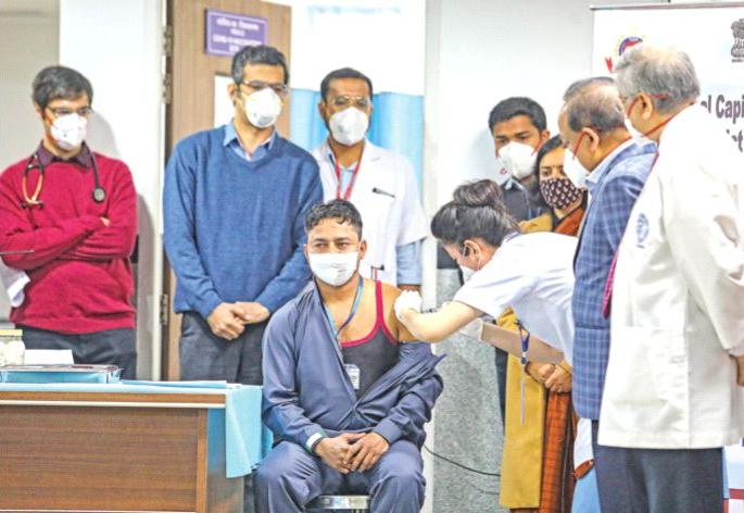 The world's largest vaccination campaign launched by the Prime Minister Narendra Modi | सुरू झाला लसोत्सव...!; जगातील सर्वात मोठ्या लसीकरण मोहिमेचा पंतप्रधान मोदींच्या हस्ते प्रारंभ The world's largest vaccination campaign launched by the Prime Minister Narendra Modi | सुरू झाला लसोत्सव...!; जगातील सर्वात मोठ्या लसीकरण मोहिमेचा पंतप्रधान मोदींच्या हस्ते प्रारंभ