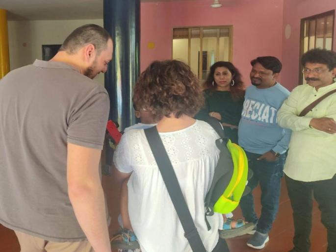 after all Tiger of Ulhasnagar became a foreigner; The townspeople wished them good luck for the future life | अखेर. . . उल्हासनगरचा टायगर झाला परदेशी; शहरवासीयांनी पुढील आयुष्यासाठी दिल्या शुभेच्छा after all Tiger of Ulhasnagar became a foreigner; The townspeople wished them good luck for the future life | अखेर. . . उल्हासनगरचा टायगर झाला परदेशी; शहरवासीयांनी पुढील आयुष्यासाठी दिल्या शुभेच्छा