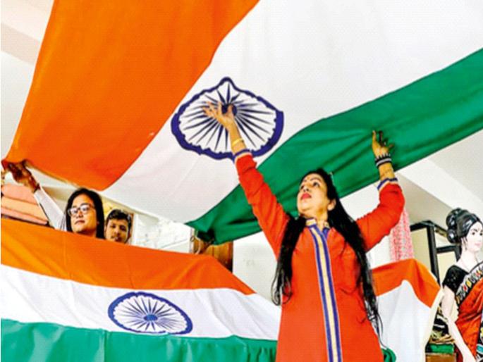 The biggest challenge facing India today is to connect the people's minds with the spirit of republicanism. | ‘जनां’चे ‘मन’ आणि हरवलेली ‘गण’ भावना The biggest challenge facing India today is to connect the people's minds with the spirit of republicanism. | ‘जनां’चे ‘मन’ आणि हरवलेली ‘गण’ भावना