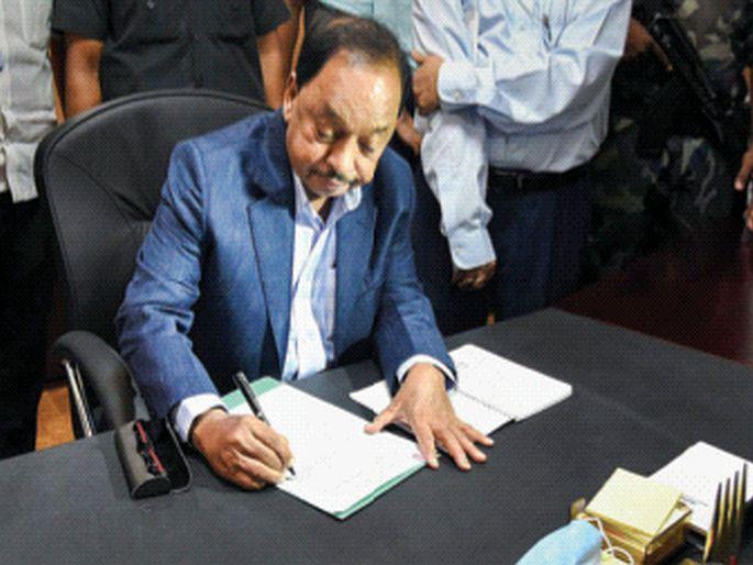 The main objective of job creation, GDP growth says Narayan Rane | पंतप्रधानांचा विश्वास सार्थ ठरविणार; रोजगार निर्मिती, जीडीपी वाढविण्याचे प्रमुख उद्दिष्ट - नारायण राणे The main objective of job creation, GDP growth says Narayan Rane | पंतप्रधानांचा विश्वास सार्थ ठरविणार; रोजगार निर्मिती, जीडीपी वाढविण्याचे प्रमुख उद्दिष्ट - नारायण राणे