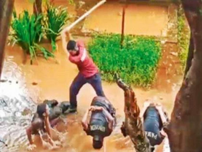 Suspension of Shubham Prajapati who brutally beat NCC cadets in Thane | ठाण्यात एनसीसी कॅडेट्सना बेदम मारहाण करणाऱ्या शुभम प्रजापतीचे निलंबन Suspension of Shubham Prajapati who brutally beat NCC cadets in Thane | ठाण्यात एनसीसी कॅडेट्सना बेदम मारहाण करणाऱ्या शुभम प्रजापतीचे निलंबन