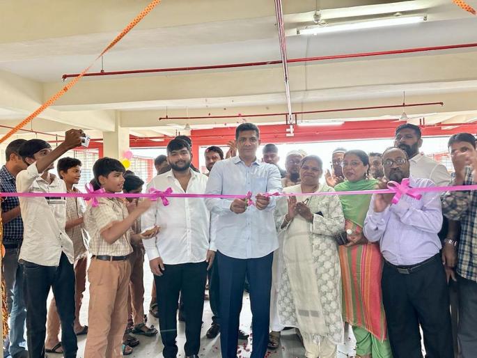 In 'Mumbai Public School' at Malvani, education up to 10th standard will now be available | मालवणी येथील 'मुंबई पब्लिक स्कूल'मध्ये आता मिळणार दहावीपर्यंतचे शिक्षण! In 'Mumbai Public School' at Malvani, education up to 10th standard will now be available | मालवणी येथील 'मुंबई पब्लिक स्कूल'मध्ये आता मिळणार दहावीपर्यंतचे शिक्षण!