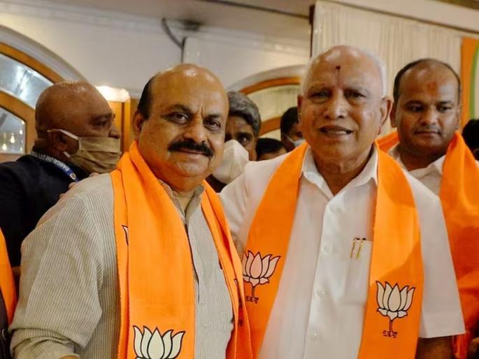 BJP's trump card to maintain the stronghold of Karnataka, bjps lingayat leaders raise lingayat cm pitch to counter congress | कर्नाटकचा गड राखण्यासाठी भाजपचं ट्रम्प कार्ड, या खास अभियानानं काँग्रेसला चीत करणार? BJP's trump card to maintain the stronghold of Karnataka, bjps lingayat leaders raise lingayat cm pitch to counter congress | कर्नाटकचा गड राखण्यासाठी भाजपचं ट्रम्प कार्ड, या खास अभियानानं काँग्रेसला चीत करणार?