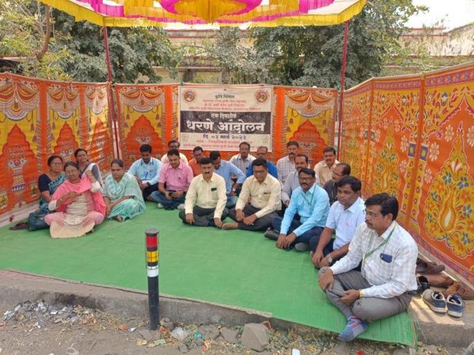 Role of Wage Redressal Committee unfair; The employees of the agriculture department expressed their protest | वेतन निवारण समितीची भूमिका अन्यायकारक; कृषी विभागातील कर्मचाऱ्यांनी व्यक्त केला निषेध Role of Wage Redressal Committee unfair; The employees of the agriculture department expressed their protest | वेतन निवारण समितीची भूमिका अन्यायकारक; कृषी विभागातील कर्मचाऱ्यांनी व्यक्त केला निषेध