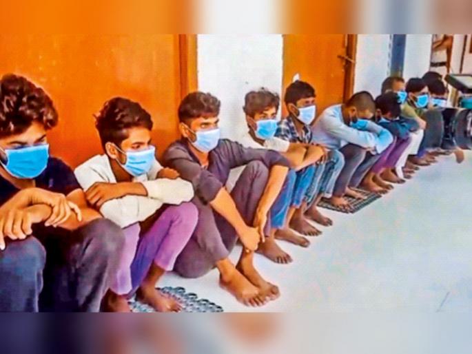 The mob burned two religious places; Seven killed in violence in Haryana; Ban on panchayats | जमावाने दोन धार्मिक स्थळे जाळली; हरयाणातील हिंसाचारात मृतांची संख्या सात; पंचायतीवर बंदी The mob burned two religious places; Seven killed in violence in Haryana; Ban on panchayats | जमावाने दोन धार्मिक स्थळे जाळली; हरयाणातील हिंसाचारात मृतांची संख्या सात; पंचायतीवर बंदी