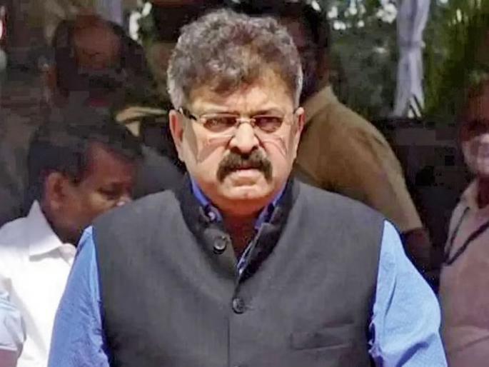 Treatment of deceased patient in ICU in thane Jitendra Awhad's regret | निधन पावलेल्या रुग्णावर आयसीयूत उपचार, मुख्यमंत्र्यांच्या ठाण्यातील प्रकार; जितेंद्र आव्हाडांची खंत Treatment of deceased patient in ICU in thane Jitendra Awhad's regret | निधन पावलेल्या रुग्णावर आयसीयूत उपचार, मुख्यमंत्र्यांच्या ठाण्यातील प्रकार; जितेंद्र आव्हाडांची खंत