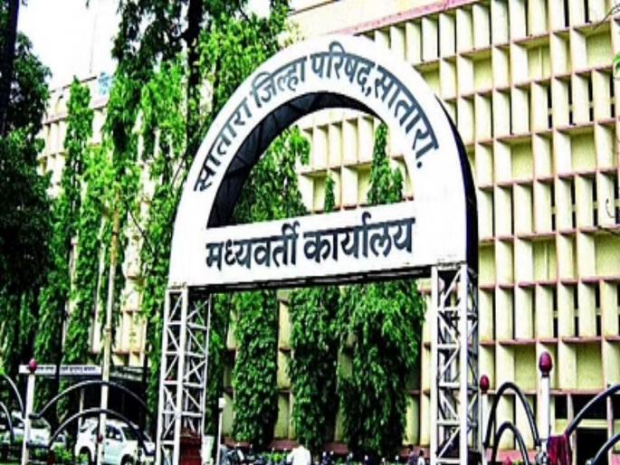 Health department ready for monsoon; Control room working 24 hours, employees instructed to stay at headquarters | पावसाळ्यामुळे आरोग्य विभाग सज्ज; नियंत्रण कक्ष २४ तास कार्यरत, कर्मचाऱ्यांना मुख्यालयी राहण्याची सूचना Health department ready for monsoon; Control room working 24 hours, employees instructed to stay at headquarters | पावसाळ्यामुळे आरोग्य विभाग सज्ज; नियंत्रण कक्ष २४ तास कार्यरत, कर्मचाऱ्यांना मुख्यालयी राहण्याची सूचना