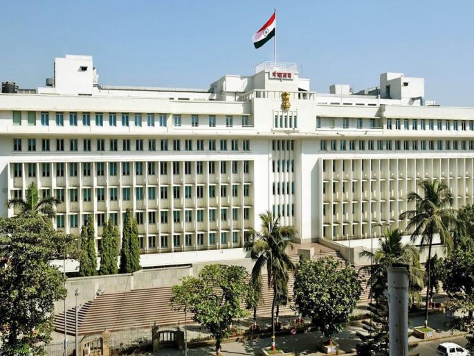 20 lakhs in favor of jobs in the ministry; forged appointment orders signed by the Deputy Secretary; A case has been registered against four ARPs | मंत्रालयात नोकरीच्या नावे २० लाख लाटले; उपसचिवांच्या सहीचे बनावट नियुक्ती आदेश; चार आराेपींवर गुन्हा दाखल 20 lakhs in favor of jobs in the ministry; forged appointment orders signed by the Deputy Secretary; A case has been registered against four ARPs | मंत्रालयात नोकरीच्या नावे २० लाख लाटले; उपसचिवांच्या सहीचे बनावट नियुक्ती आदेश; चार आराेपींवर गुन्हा दाखल