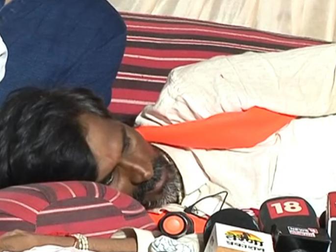 will not participate in government committees, Only reservation will reduce our pain says Jarange Patil | आरक्षणानेच आमच्या वेदना कमी होतील, ...तर दुपारी 2 वाजता भूमिका स्पष्ट करणार; जरांगे पाटील स्पष्टच बोलले will not participate in government committees, Only reservation will reduce our pain says Jarange Patil | आरक्षणानेच आमच्या वेदना कमी होतील, ...तर दुपारी 2 वाजता भूमिका स्पष्ट करणार; जरांगे पाटील स्पष्टच बोलले