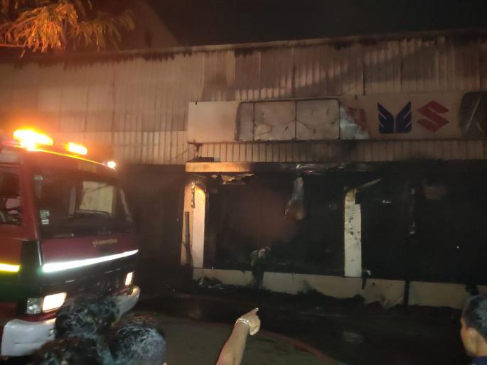 Fire at Maruti Suzuki Service Center at Wagholi in Pune | पुण्यातील वाघोली येथे मारुती सुझुकी सर्व्हिस सेंटरला आग Fire at Maruti Suzuki Service Center at Wagholi in Pune | पुण्यातील वाघोली येथे मारुती सुझुकी सर्व्हिस सेंटरला आग