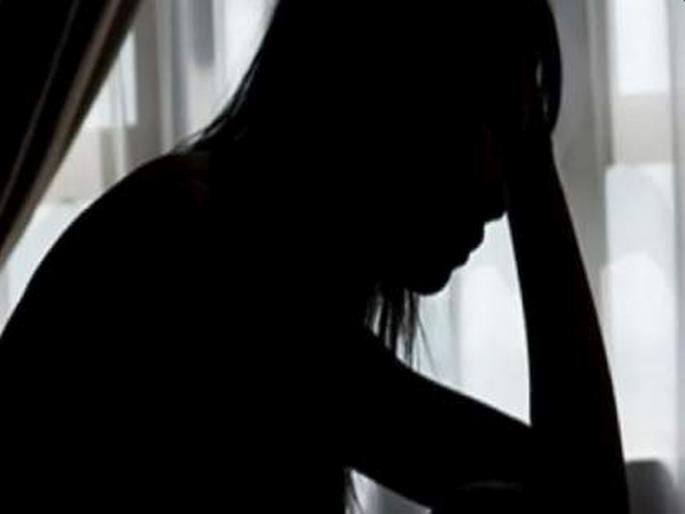 Shocking 15-year-old girl becomes pregnant A case of POCSO has been registered against four people including their parents | धक्कादायक! 15 वर्षांची बालिका बनली गर्भवती; आई-वडिलांसह चौघांवर पोक्सोचा गुन्हा दाखल Shocking 15-year-old girl becomes pregnant A case of POCSO has been registered against four people including their parents | धक्कादायक! 15 वर्षांची बालिका बनली गर्भवती; आई-वडिलांसह चौघांवर पोक्सोचा गुन्हा दाखल