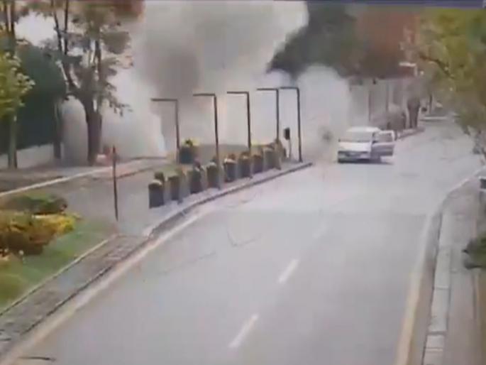 Did you see the video of the terrorist suicide bomber blew himself up near the Turkish parliament You will be shocked to see | तुर्कीच्या संसदेजवळ स्वत:ला उडवणाऱ्या हल्लेखोराचा VIDEO बघितला? पाहून थरकाप उडेल! Did you see the video of the terrorist suicide bomber blew himself up near the Turkish parliament You will be shocked to see | तुर्कीच्या संसदेजवळ स्वत:ला उडवणाऱ्या हल्लेखोराचा VIDEO बघितला? पाहून थरकाप उडेल!