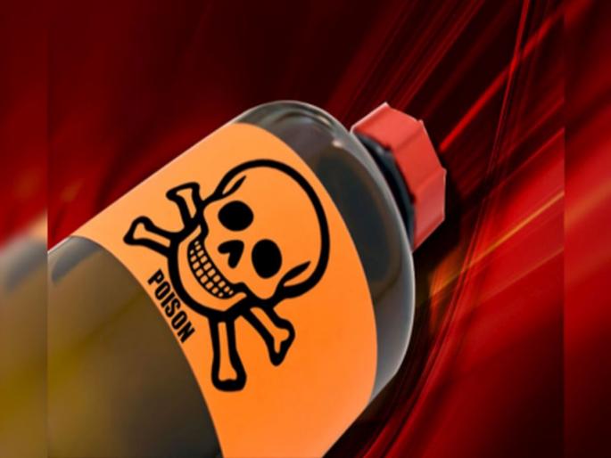 This much anger is not good 5 people took poison In Solapur district Including a girl | एवढा राग बरा नव्हे... सोलापुरात दोघांनी फिनेल, तर जिल्ह्यात तिघांनी विष घेतलं; एका मुलीचा समावेश This much anger is not good 5 people took poison In Solapur district Including a girl | एवढा राग बरा नव्हे... सोलापुरात दोघांनी फिनेल, तर जिल्ह्यात तिघांनी विष घेतलं; एका मुलीचा समावेश