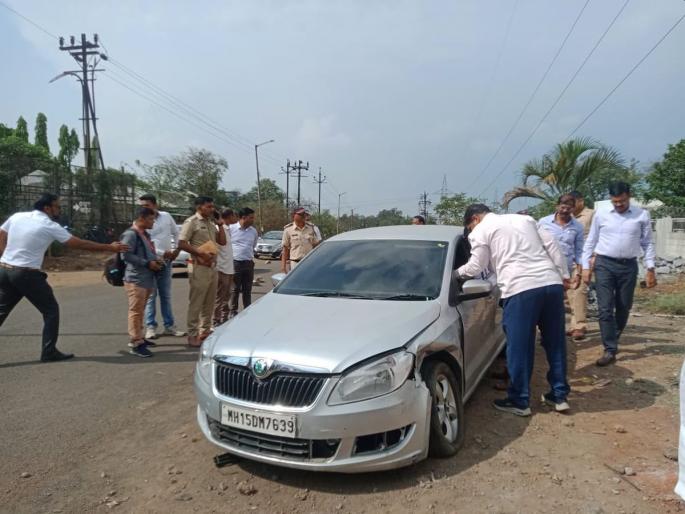 Shooting at youth in Satpur area, fatal attack by stabbing; Terror among citizens | सातपूर परिसरात तरुणावर गोळीबार, कोयत्याने वार करीत जिवघेणा हल्ला; नागरिकांमध्ये दहशत Shooting at youth in Satpur area, fatal attack by stabbing; Terror among citizens | सातपूर परिसरात तरुणावर गोळीबार, कोयत्याने वार करीत जिवघेणा हल्ला; नागरिकांमध्ये दहशत