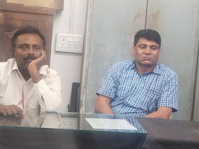 ACB action, extension officer with assistant BDO in the net; Demanded bribe of five lakhs | एसीबीचे कारवाईचे फटाके, सहाय्यक बीडिओसह विस्तार अधिकारी जाळ्यात; पाच लाखांची मागितली लाच ACB action, extension officer with assistant BDO in the net; Demanded bribe of five lakhs | एसीबीचे कारवाईचे फटाके, सहाय्यक बीडिओसह विस्तार अधिकारी जाळ्यात; पाच लाखांची मागितली लाच