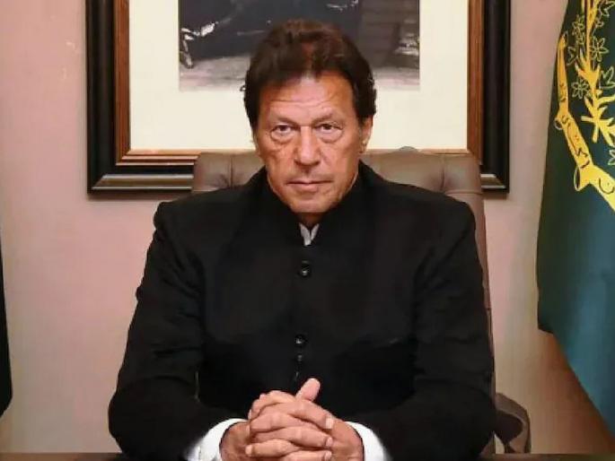 Pakistan PM Imran Khan to resign soon? General Bajwa reached the Prime Minister's house | Pakistan: सायंकाळपर्यंत राजीनामा देणार इम्रान खान? पंतप्रधानांच्या घरी पोहोचले जनरल बाजवा Pakistan PM Imran Khan to resign soon? General Bajwa reached the Prime Minister's house | Pakistan: सायंकाळपर्यंत राजीनामा देणार इम्रान खान? पंतप्रधानांच्या घरी पोहोचले जनरल बाजवा