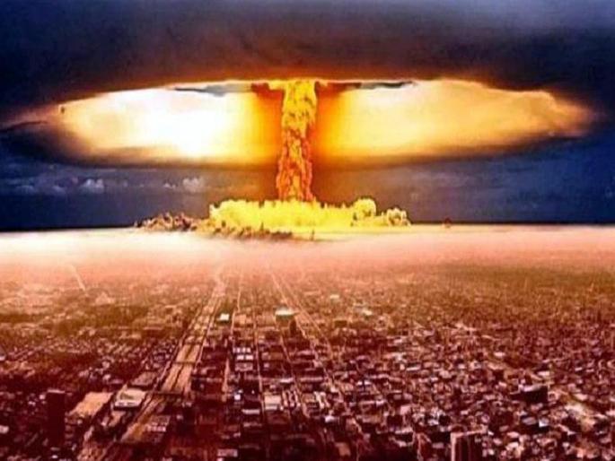 Russia Ukraine war Half of americans fear russia will hit us with nuclear weapons in new poll | Russia-Ukraine War: रशिया अमेरिकेवर टाकू शकतो अणुबॉम्ब? सर्व्हेतून धक्कादायक खुलासा Russia Ukraine war Half of americans fear russia will hit us with nuclear weapons in new poll | Russia-Ukraine War: रशिया अमेरिकेवर टाकू शकतो अणुबॉम्ब? सर्व्हेतून धक्कादायक खुलासा