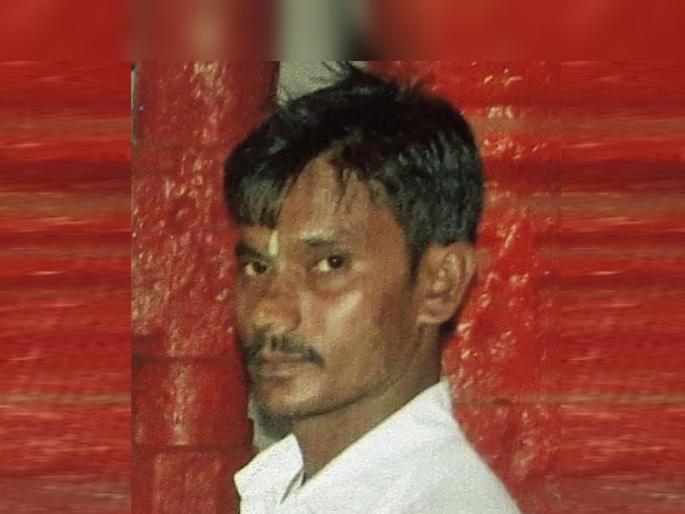 An uncle kills his nephew because of a cow entering the field | शेतात गाय घुसल्याच्या कारणावरून, काकाने केला पुतण्याचा खून An uncle kills his nephew because of a cow entering the field | शेतात गाय घुसल्याच्या कारणावरून, काकाने केला पुतण्याचा खून