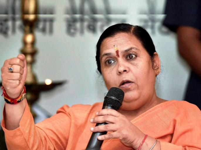 The problem of Shivraj Singh government will increase! Uma Bharti took a big role on alcohol ban, gave a direct warning | शिवराज सिंह सरकारची अडचण वाढणार! दारूबंदीवर उमा भारतींनी घेतली मोठी भूमिका, दिला थेट इशारा The problem of Shivraj Singh government will increase! Uma Bharti took a big role on alcohol ban, gave a direct warning | शिवराज सिंह सरकारची अडचण वाढणार! दारूबंदीवर उमा भारतींनी घेतली मोठी भूमिका, दिला थेट इशारा
