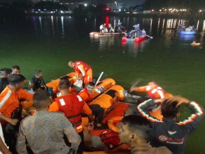 Vadodara boat accident Who is responsible for the death of 12 children Police in action mode FIR against 18 persons | 12 मुलांच्या मृत्यूला कोण जबाबदार? बडोदा बोट दुर्घटनेवर पोलिसांची अ‍ॅक्शन, 18 जणांविरुद्ध FIR