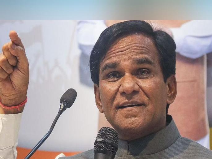 We welcome dissidents in BJP, not interested in splitting the party says Raosaheb Danve | असंतुष्टांचे भाजपमध्ये आम्ही स्वागत करतो, पक्ष फोडण्यात रस नाही; रावसाहेब दानवे We welcome dissidents in BJP, not interested in splitting the party says Raosaheb Danve | असंतुष्टांचे भाजपमध्ये आम्ही स्वागत करतो, पक्ष फोडण्यात रस नाही; रावसाहेब दानवे