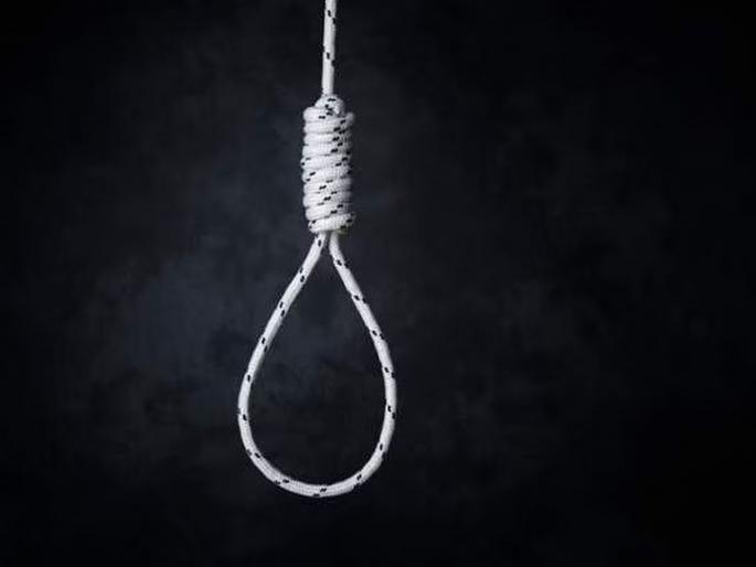 lady police committed suicide by hanging herself in Srinagar police station in thane | धक्कादायक! श्रीनगर पोलीस ठाण्यातच गळफास घेऊन महिला पोलिसाची आत्महत्या, ठाण्यातील घटना lady police committed suicide by hanging herself in Srinagar police station in thane | धक्कादायक! श्रीनगर पोलीस ठाण्यातच गळफास घेऊन महिला पोलिसाची आत्महत्या, ठाण्यातील घटना